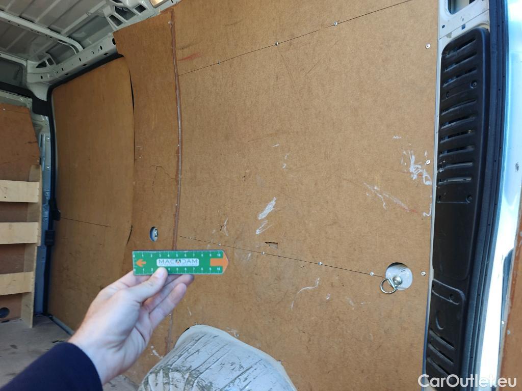  Opel  Movano OPEL  / 2021 / 4P / furgón Q4 Furgón Base L2H2 3.5T 2.2 BHDi 103kW #92