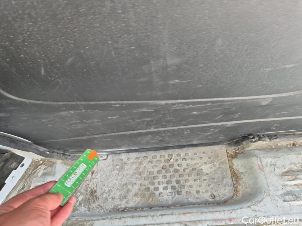  Renault  Trafic RENAULT  / 2021 / 4P / furgón Furgón L1H1 Blue dCi 96 Kw (130 CV) (AC) #16