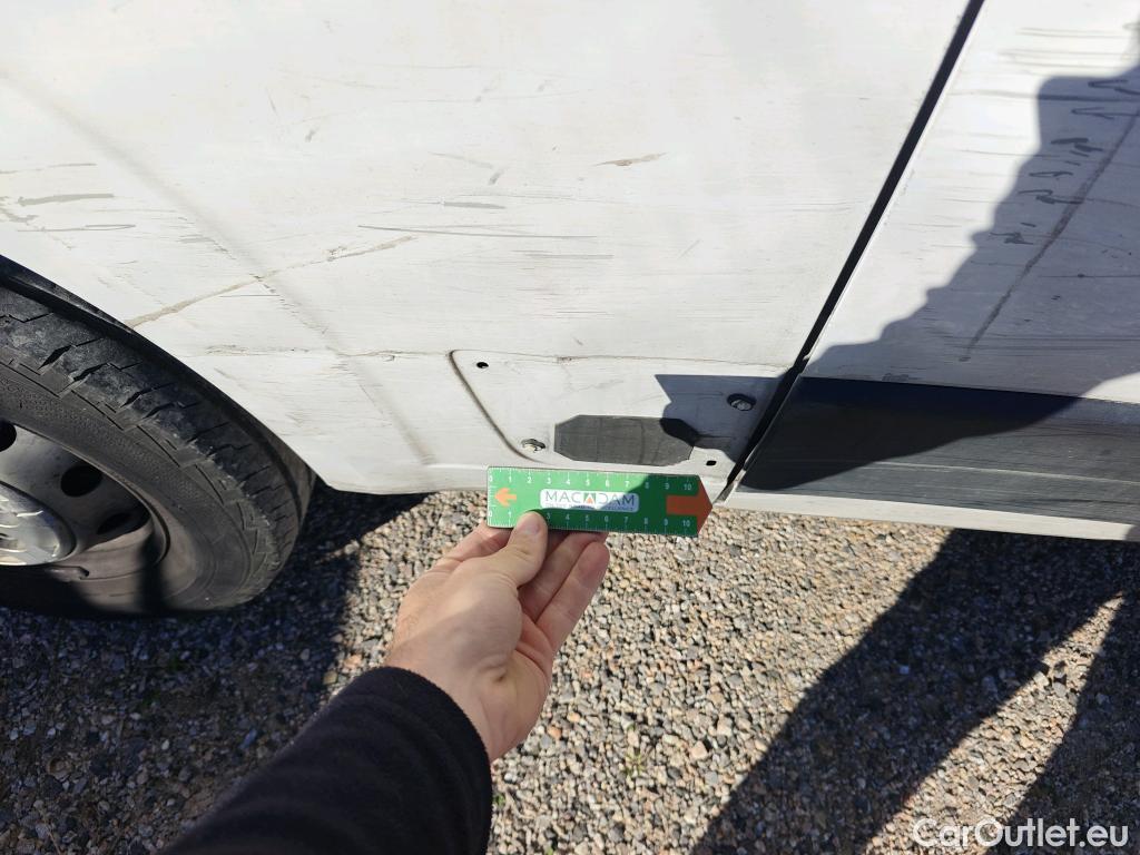  Opel  Movano OPEL  / 2021 / 4P / furgón Q4 Furgón Base L2H2 3.5T 2.2 BHDi 103kW #84