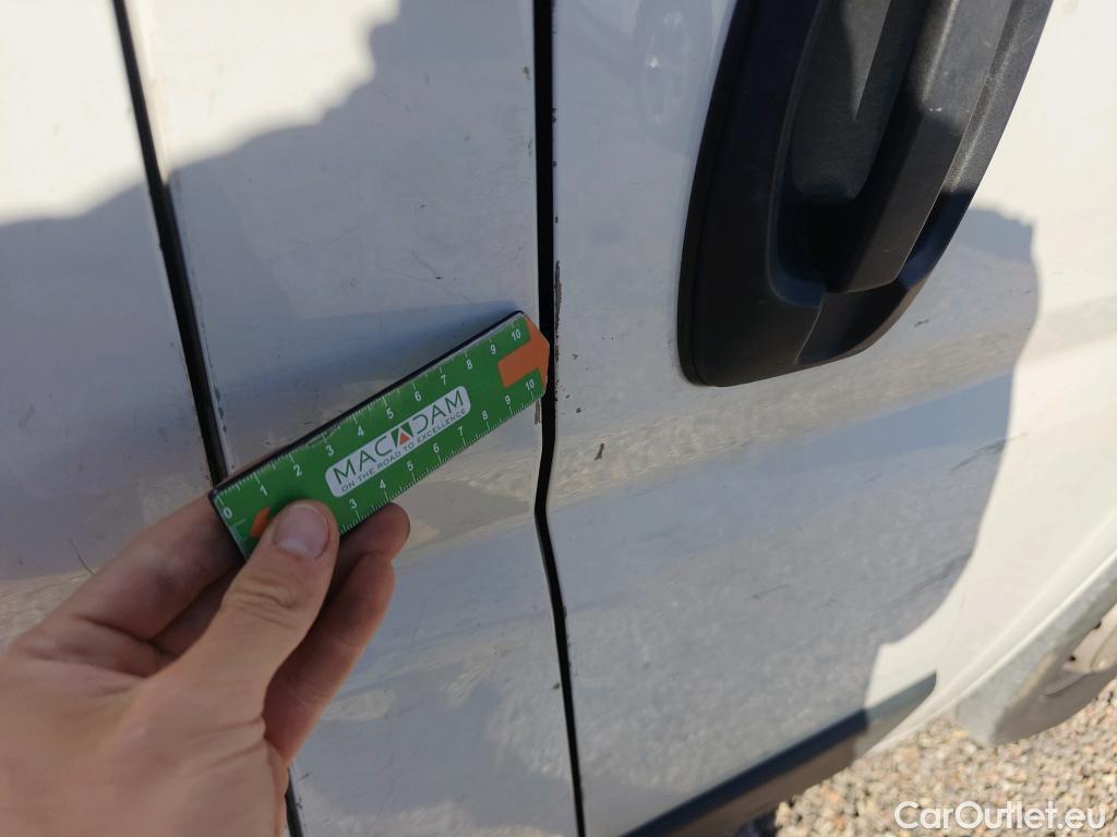  Opel  Movano OPEL  / 2021 / 4P / furgón Q4 Furgón Base L2H2 3.5T 2.2 BHDi 103kW #34