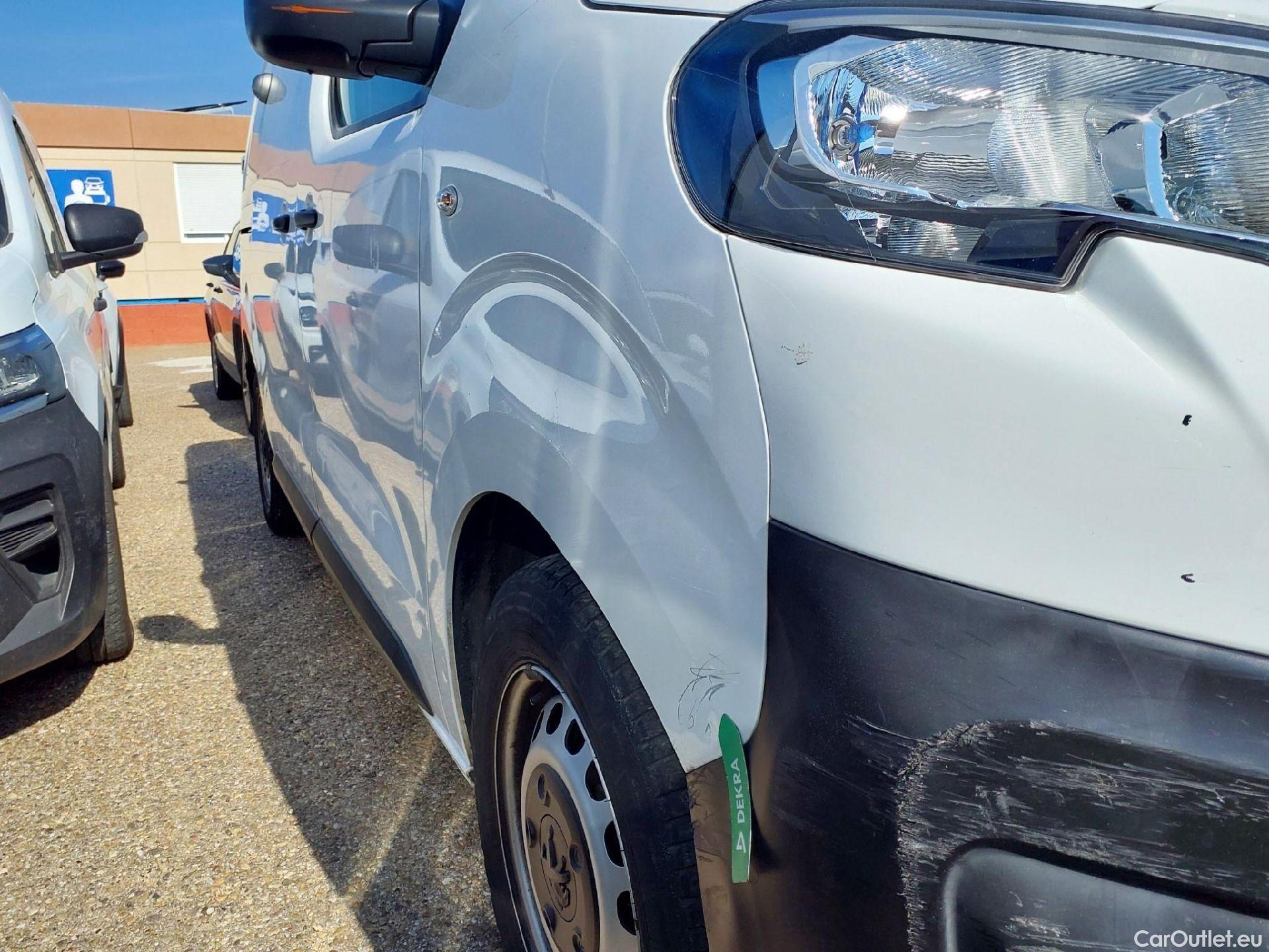  Peugeot  Expert PEUGEOT  / 2016 / 4P / furgón Furgón Pro 2.0 BlueHDi 120 S&S Standard #8