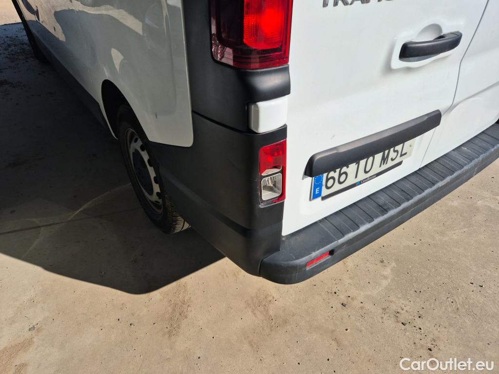  Renault  Trafic RENAULT  / 2021 / 4P / furgón Furgón L1H1 Blue dCi 96 Kw (130 CV) (AC) #9