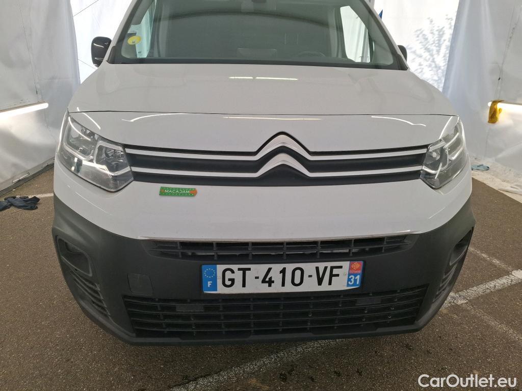  Citroen  Berlingo CITROEN  Van / 2018 / 4P / Fourgonnette Taille M 650kg BlueHDi 100 S&S BVM #29