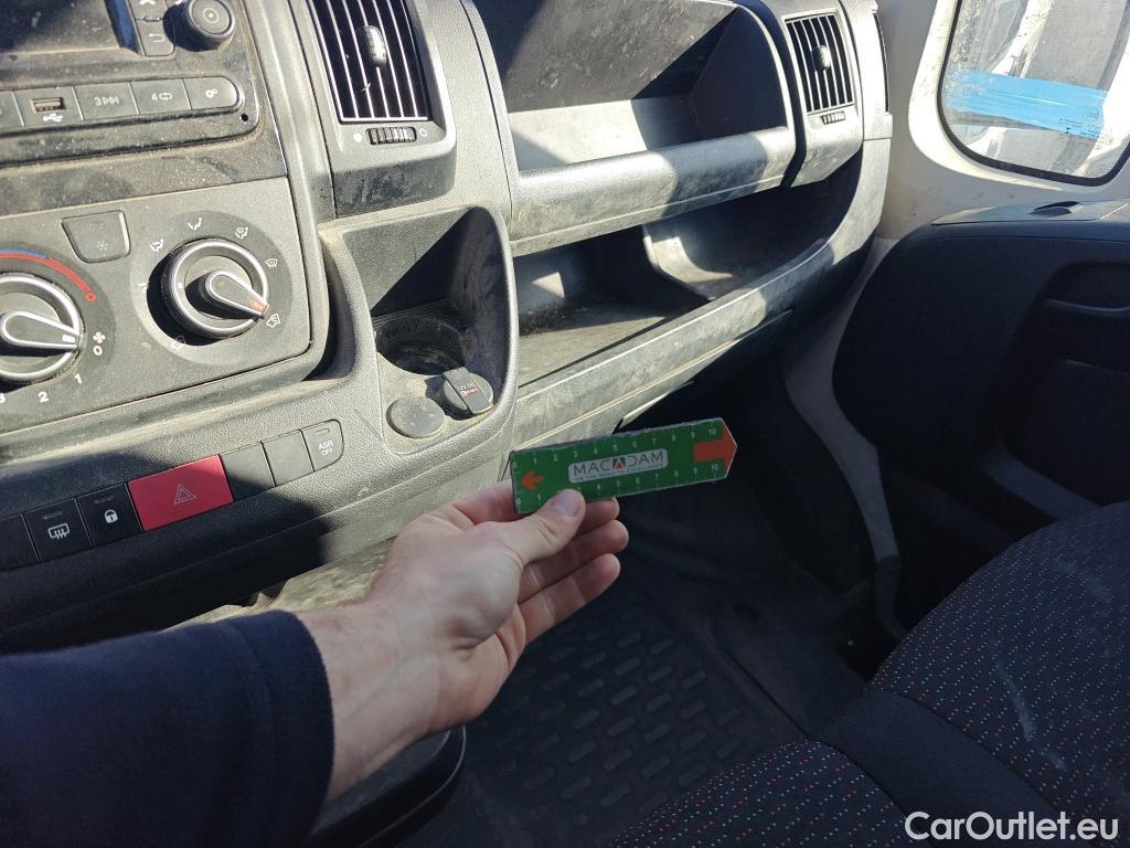  Opel  Movano OPEL  / 2021 / 4P / furgón Q4 Furgón Base L2H2 3.5T 2.2 BHDi 103kW #82