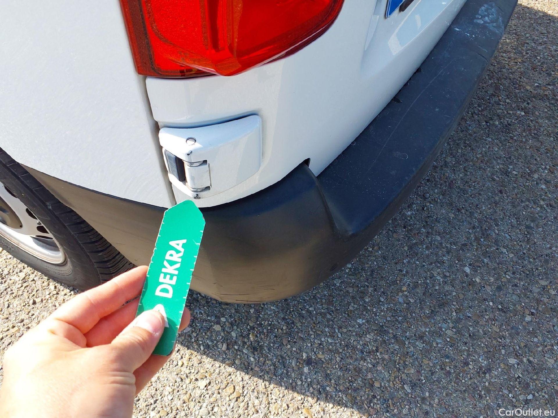  Peugeot  Expert PEUGEOT  / 2016 / 4P / furgón Furgón Pro 2.0 BlueHDi 120 S&S Standard #17