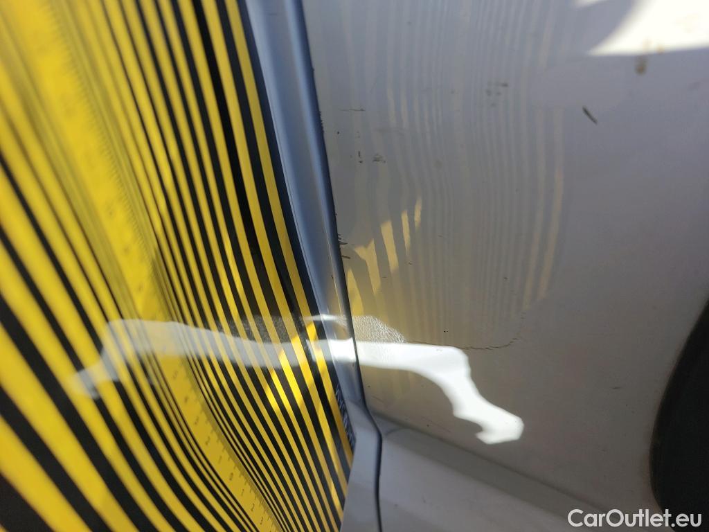  Opel  Movano OPEL  / 2021 / 4P / furgón Q4 Furgón Base L2H2 3.5T 2.2 BHDi 103kW #37