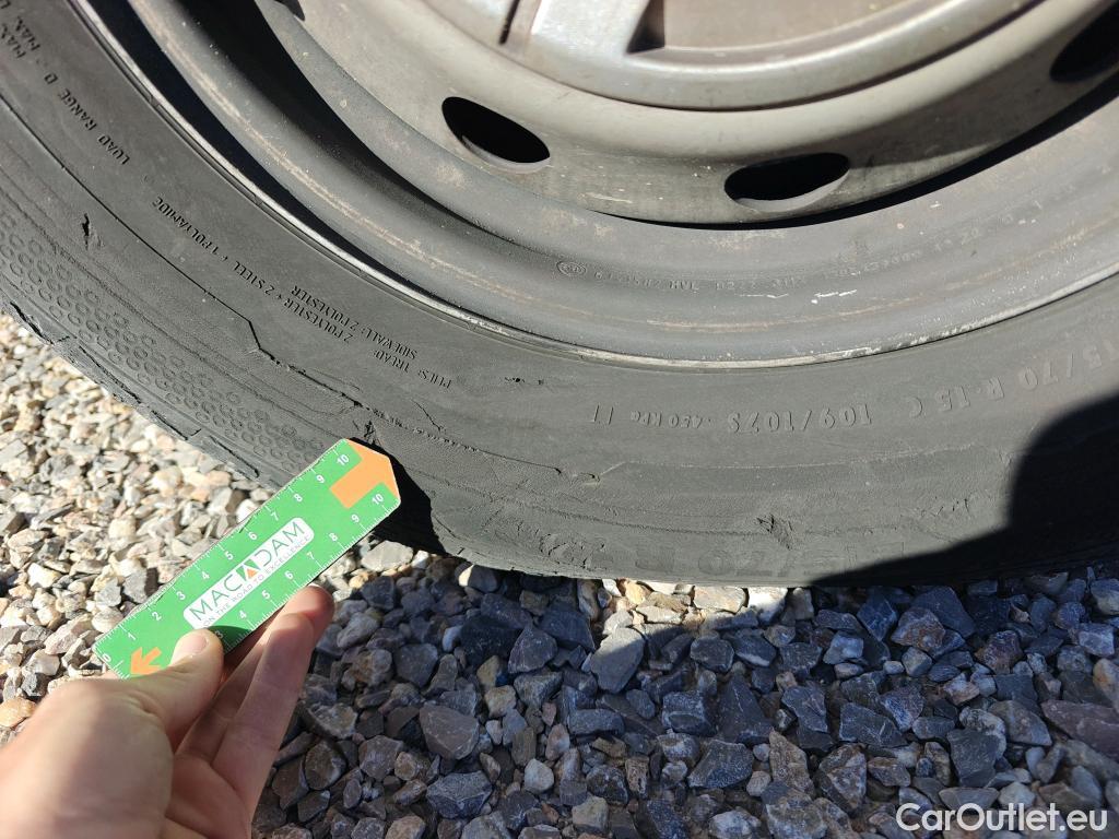  Opel  Movano OPEL  / 2021 / 4P / furgón Q4 Furgón Base L2H2 3.5T 2.2 BHDi 103kW #49