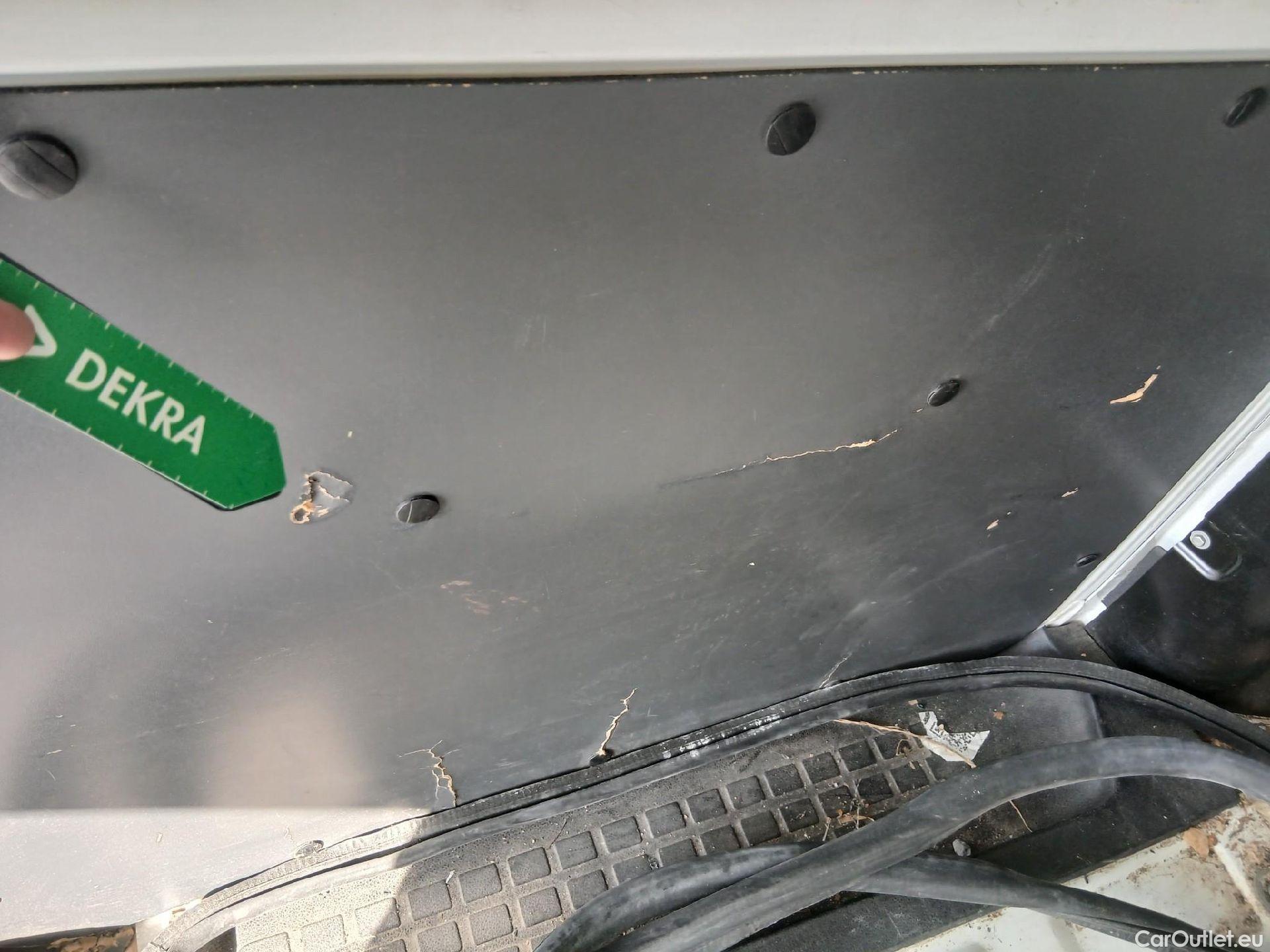  Opel  Vivaro OPEL  / 2019 / 4P / furgón 1.5 Diésel 74kW (100CV) M Std Express #17