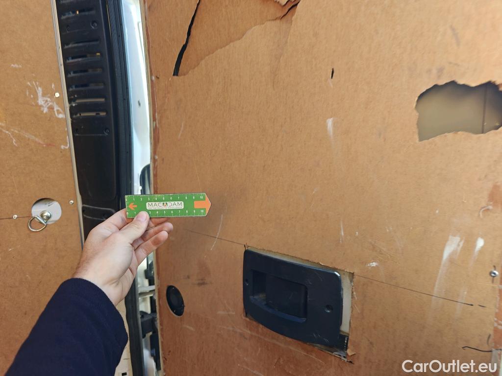  Opel  Movano OPEL  / 2021 / 4P / furgón Q4 Furgón Base L2H2 3.5T 2.2 BHDi 103kW #95