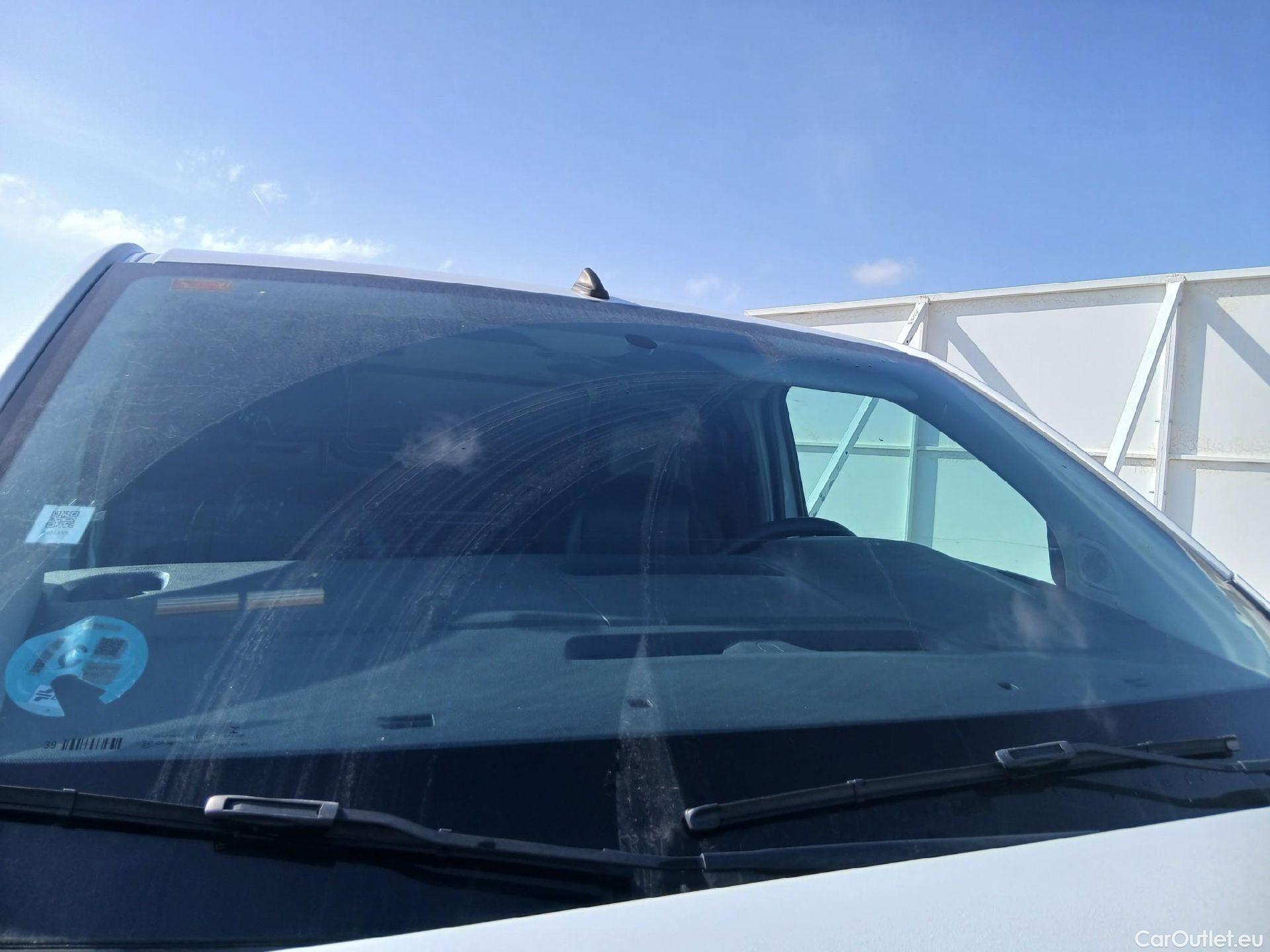  Opel  Vivaro OPEL  / 2019 / 4P / furgón 1.5 Diésel 74kW (100CV) M Std Express #22