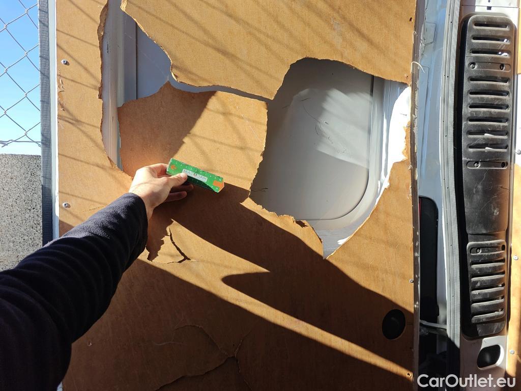  Opel  Movano OPEL  / 2021 / 4P / furgón Q4 Furgón Base L2H2 3.5T 2.2 BHDi 103kW #94