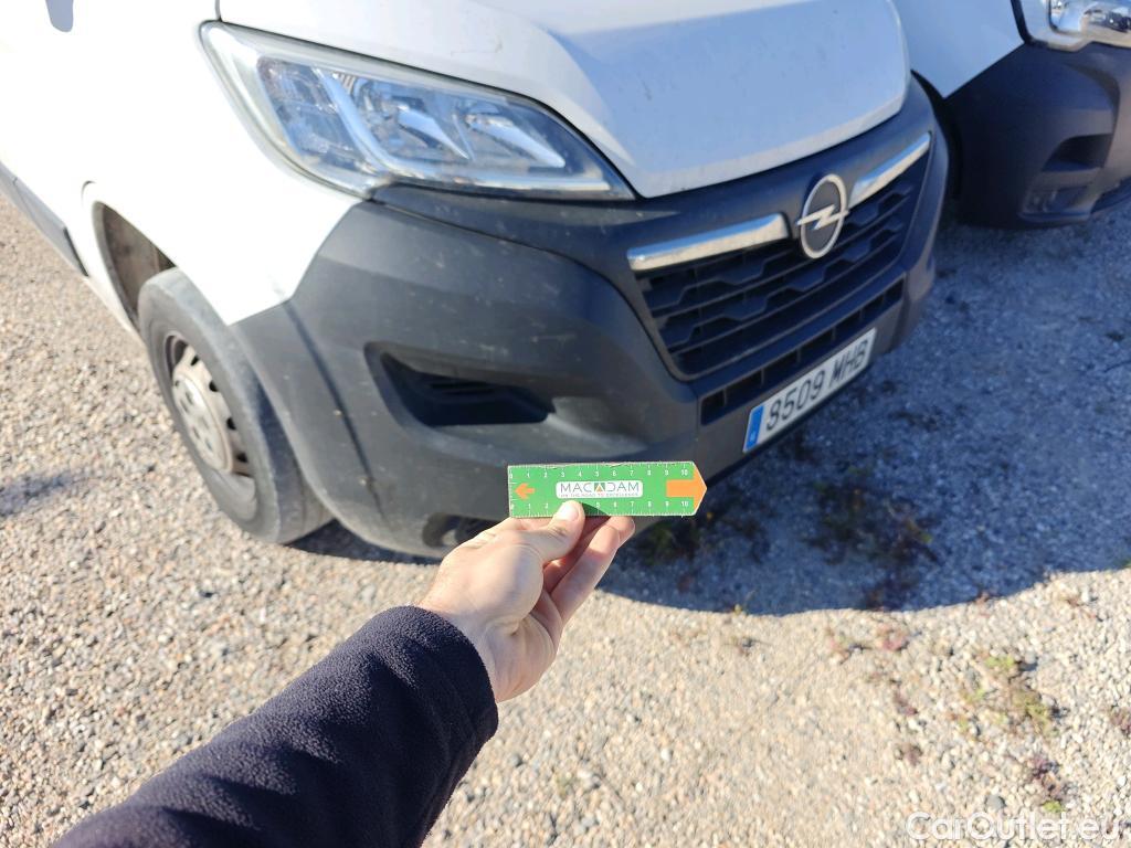  Opel  Movano OPEL  / 2021 / 4P / furgón Q4 Furgón Base L2H2 3.5T 2.2 BHDi 103kW #76