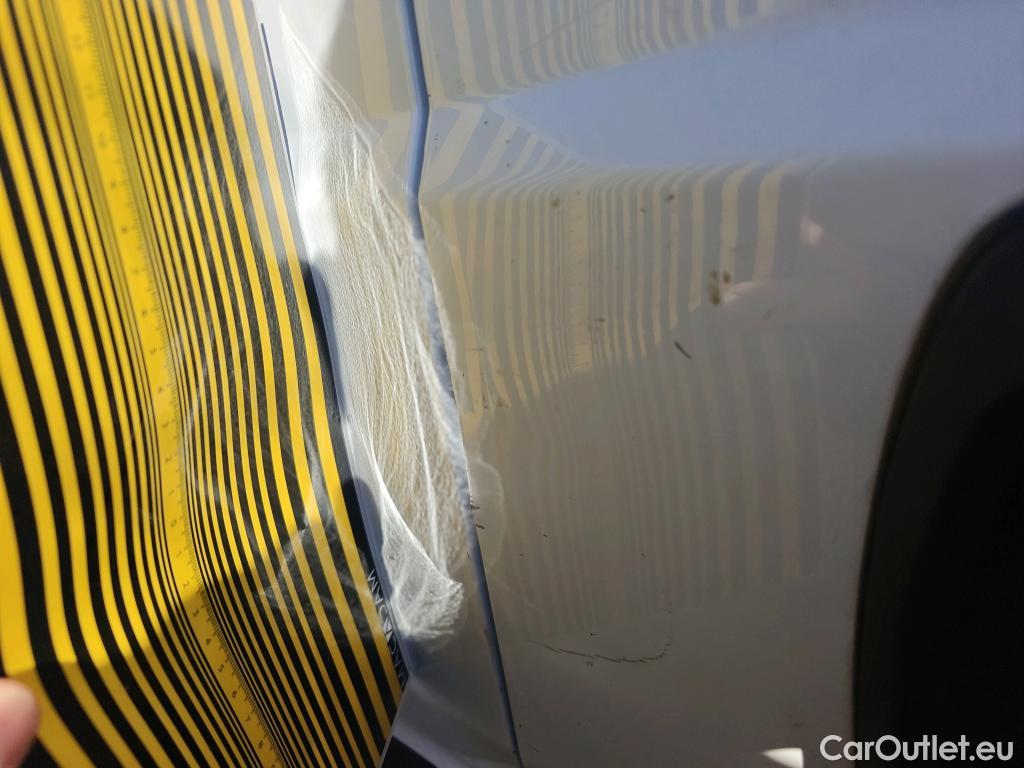  Opel  Movano OPEL  / 2021 / 4P / furgón Q4 Furgón Base L2H2 3.5T 2.2 BHDi 103kW #38