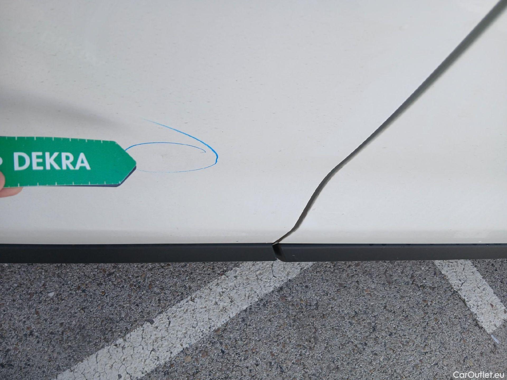  Opel  Vivaro OPEL  / 2019 / 4P / furgón 1.5 Diésel 74kW (100CV) M Std Express #27