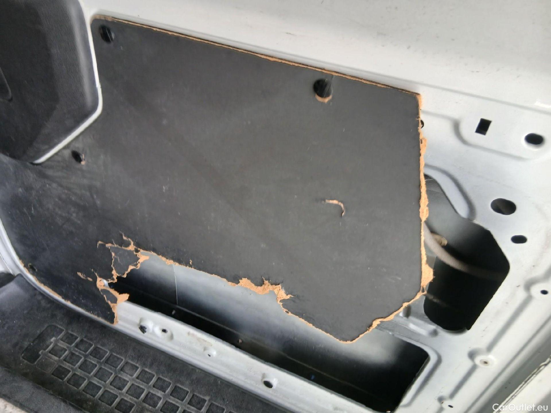  Opel  Vivaro OPEL  / 2019 / 4P / furgón 1.5 Diésel 74kW (100CV) M Std Express #18