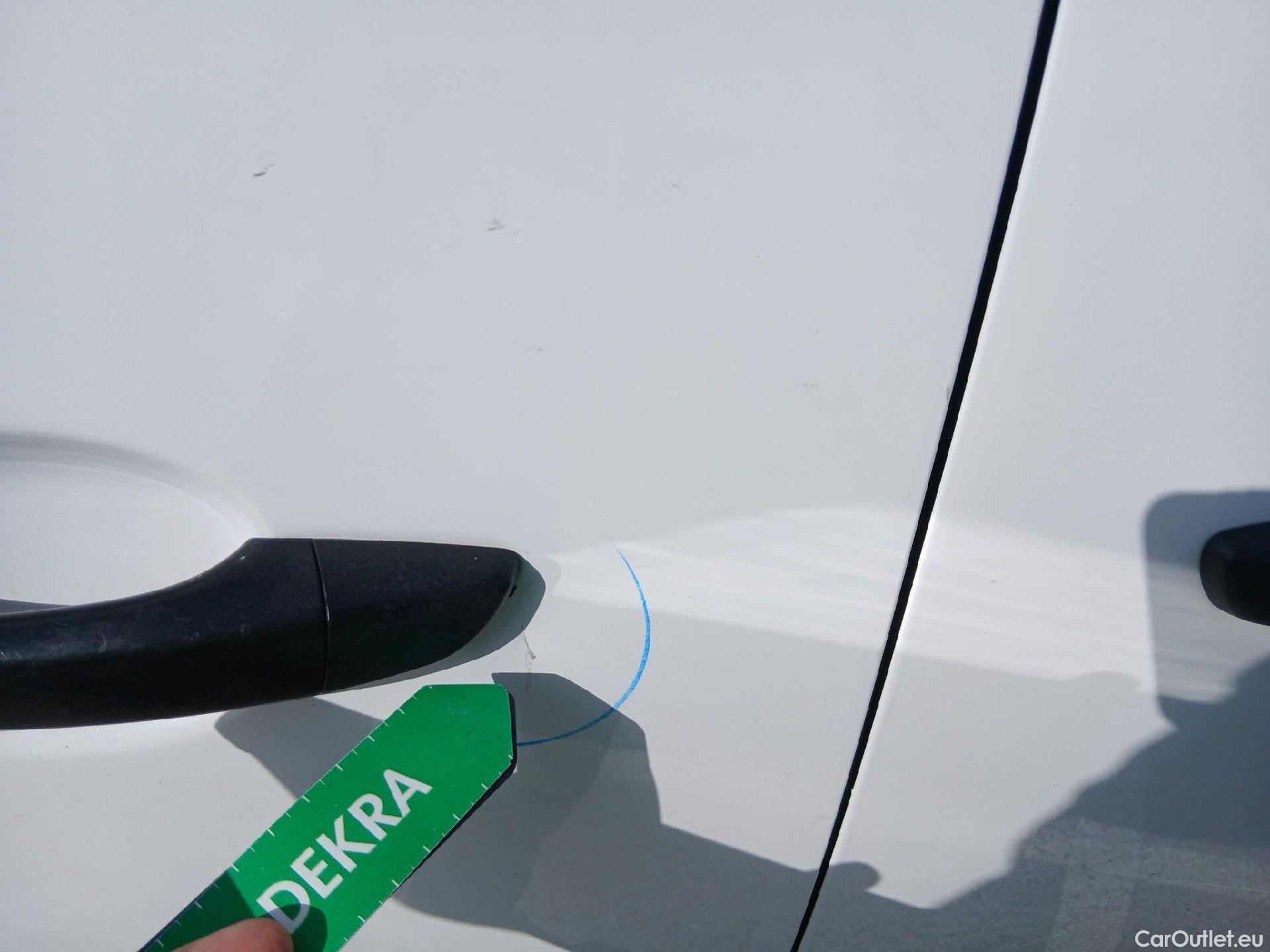  Opel  Vivaro OPEL  / 2019 / 4P / furgón 1.5 Diésel 74kW (100CV) M Std Express #34