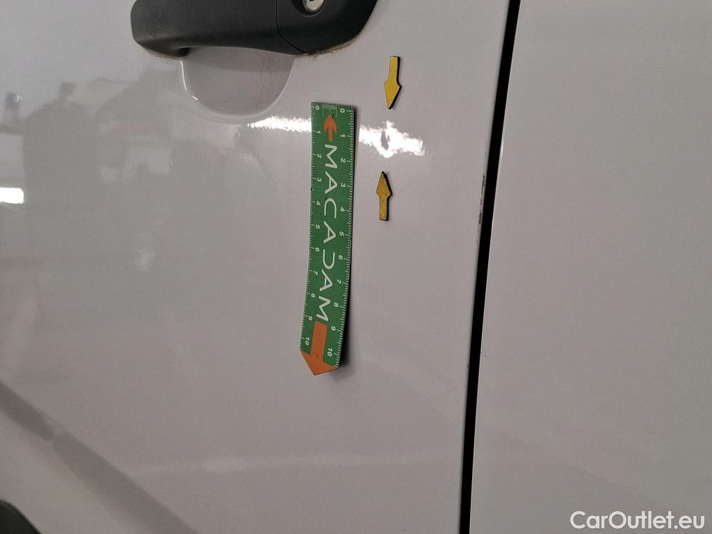  Citroen  Berlingo CITROEN  Van / 2018 / 4P / Fourgonnette Taille M 650kg BlueHDi 100 S&S BVM #28