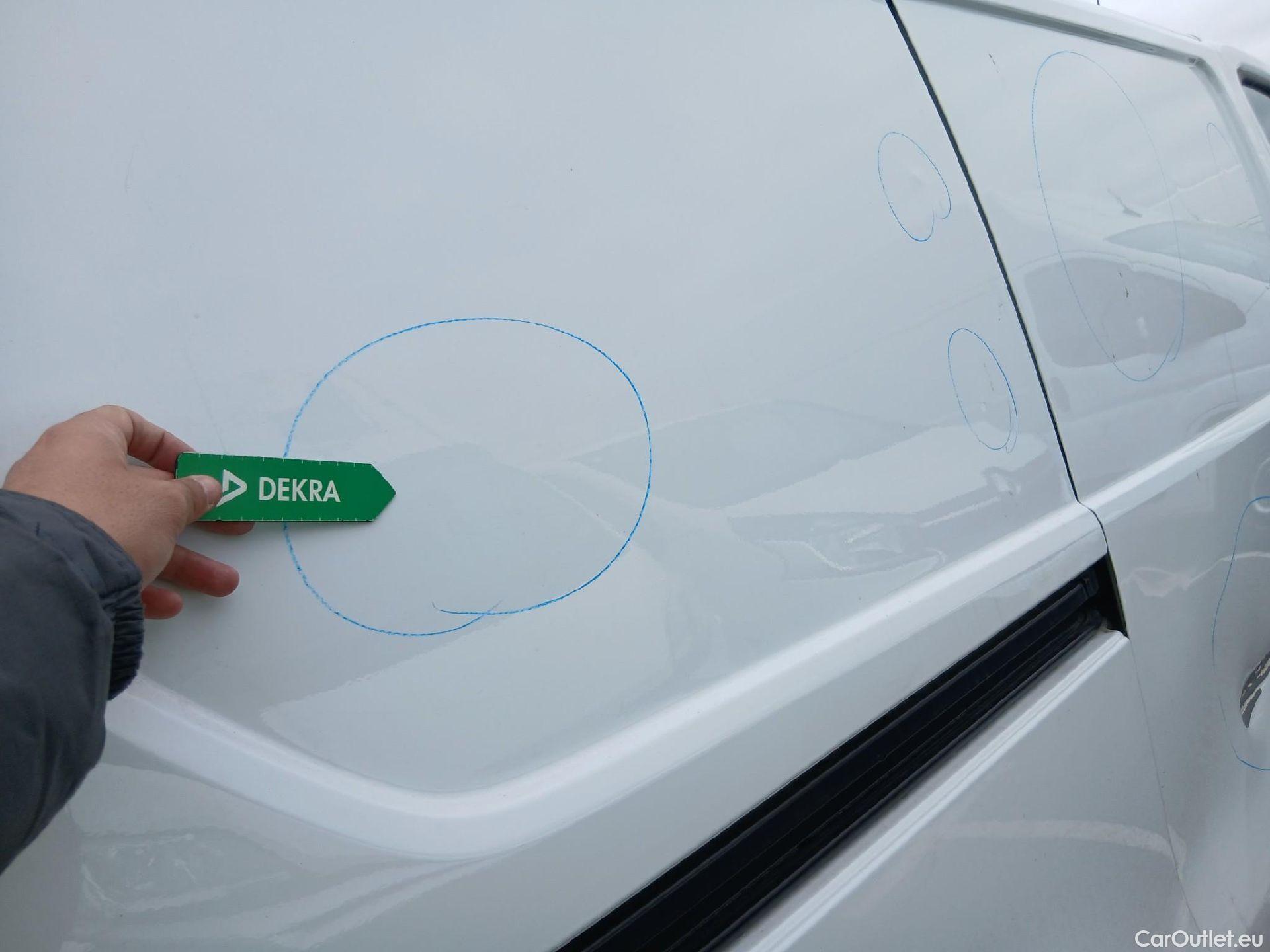  Nissan  NV300 NISSAN  / 2016 / 4P / furgón 2.0dCi 88kW (120CV) L1H1 1T Optima #37