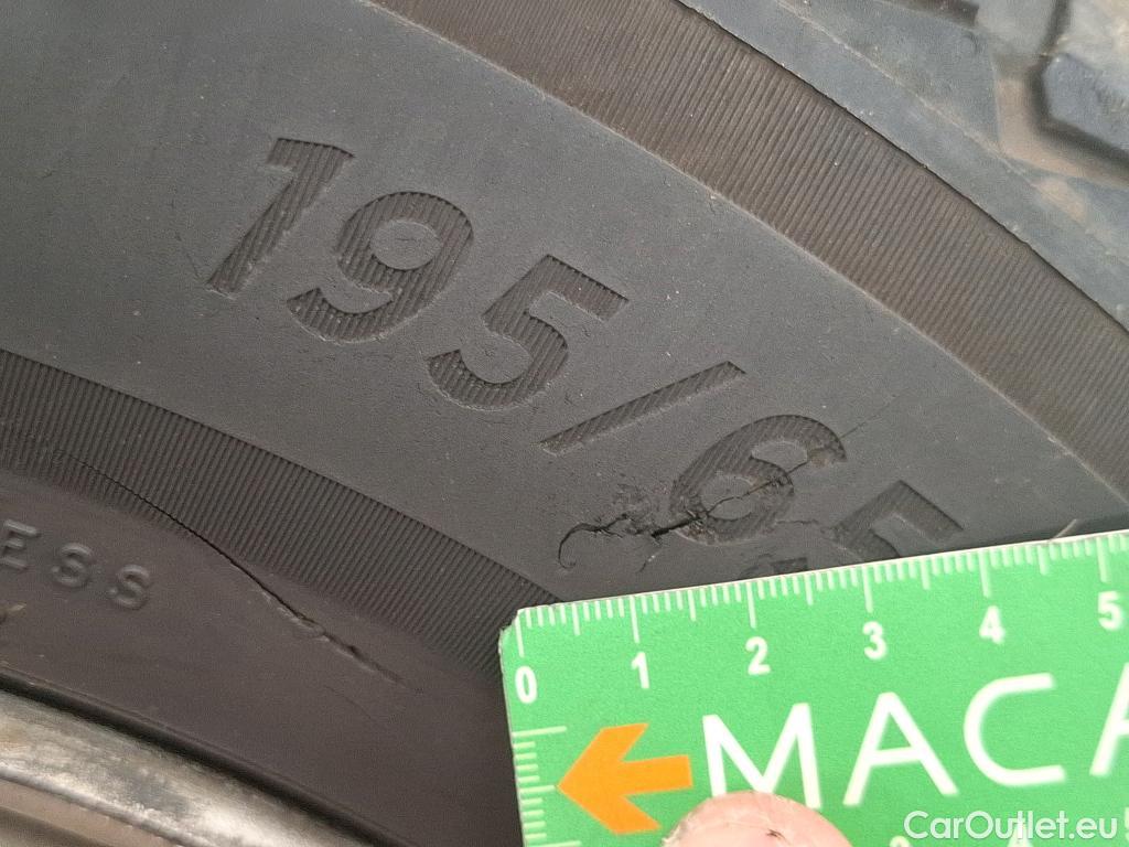  Citroen  Berlingo CITROEN  Van / 2018 / 4P / Fourgonnette Taille M 650kg BlueHDi 100 S&S BVM #16