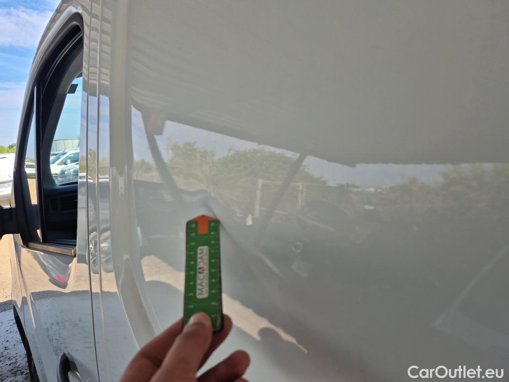  Renault  Trafic RENAULT  / 2021 / 4P / furgón Furgón L1H1 Blue dCi 96 Kw (130 CV) (AC) #6