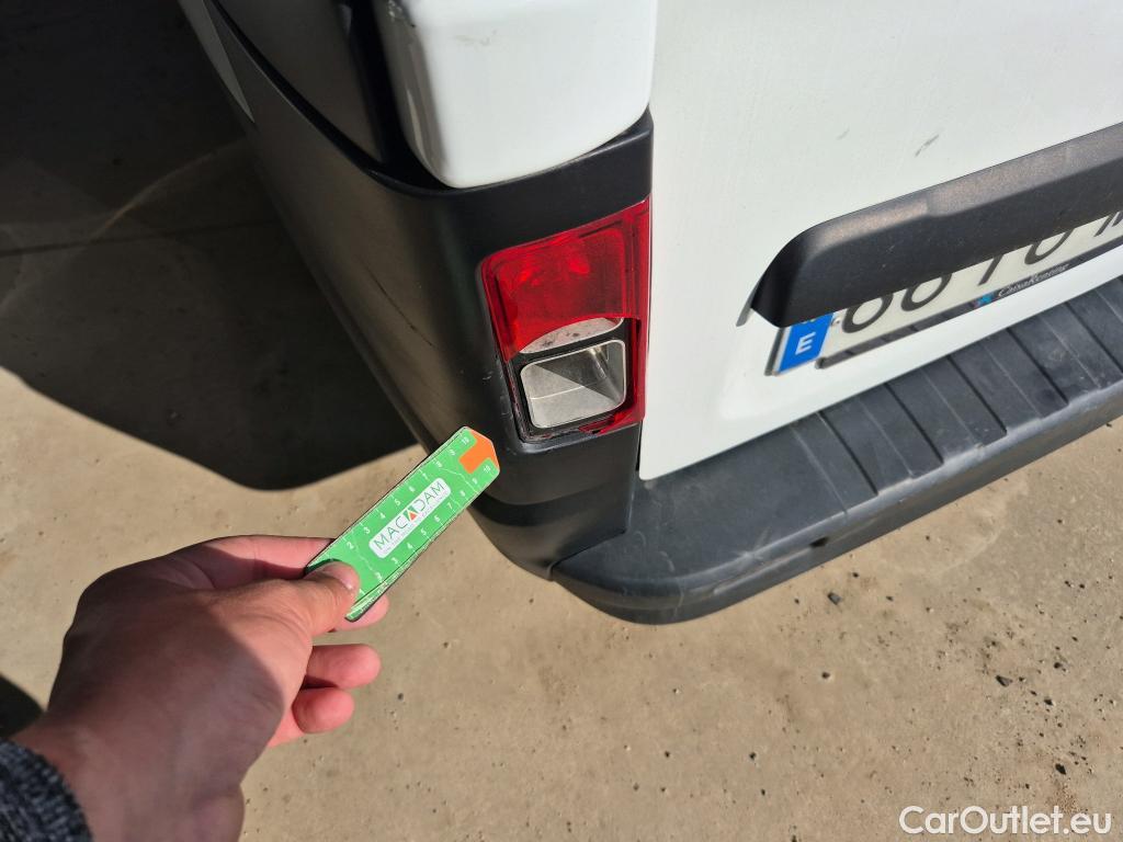  Renault  Trafic RENAULT  / 2021 / 4P / furgón Furgón L1H1 Blue dCi 96 Kw (130 CV) (AC) #10