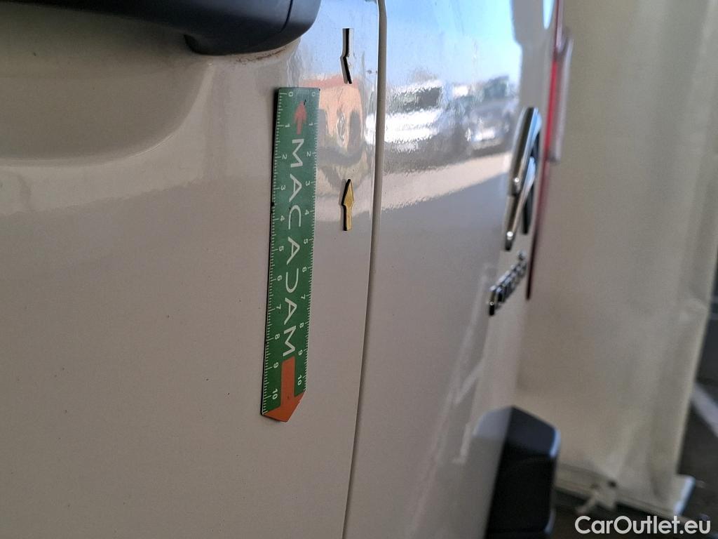  Citroen  Berlingo CITROEN  Van / 2018 / 4P / Fourgonnette Taille M 650kg BlueHDi 100 S&S BVM #5