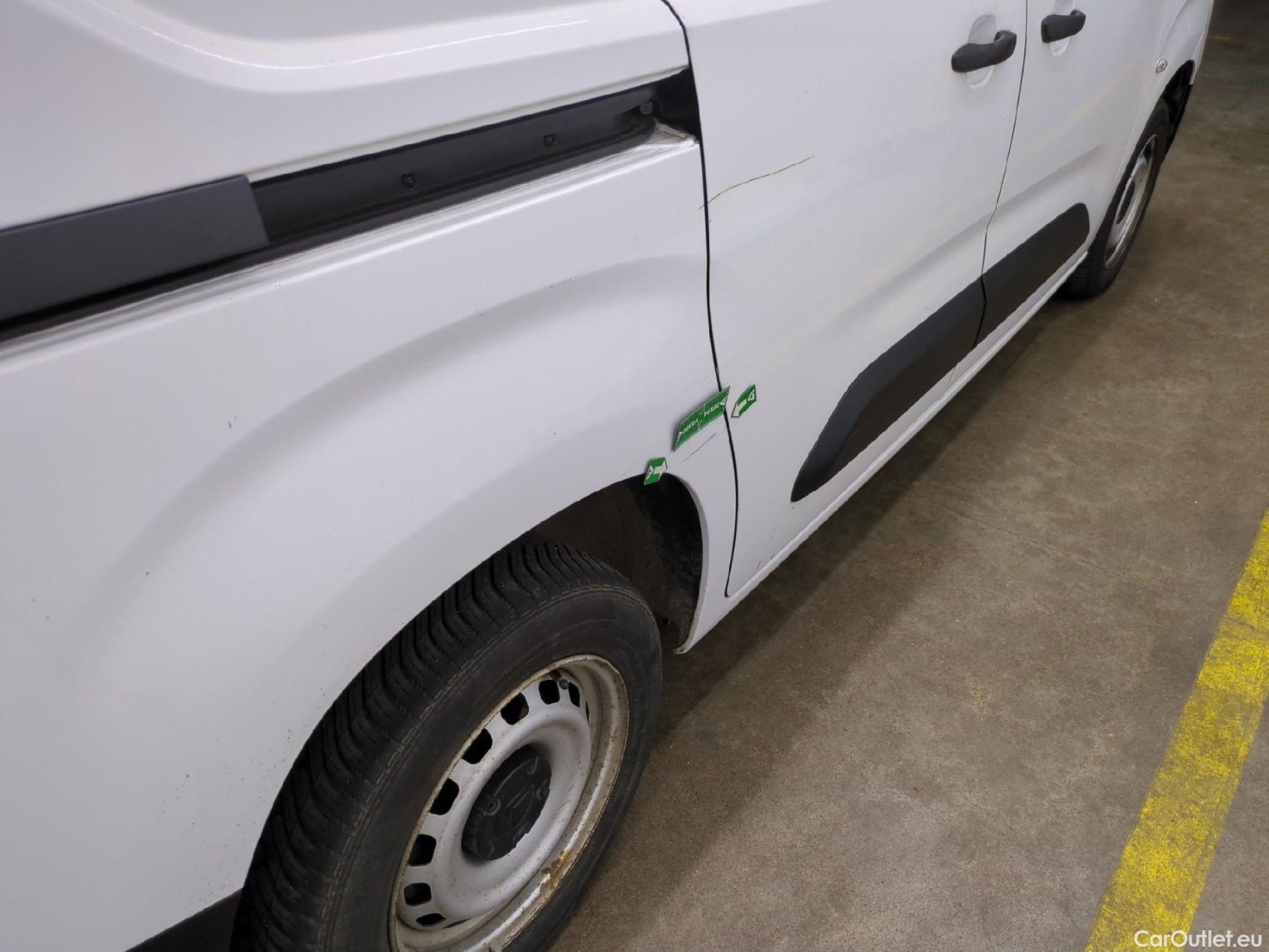  Citroen  Berlingo  Fourgon Club M 650 1.5 BlueHDi 100CV BVM6 E6d #21