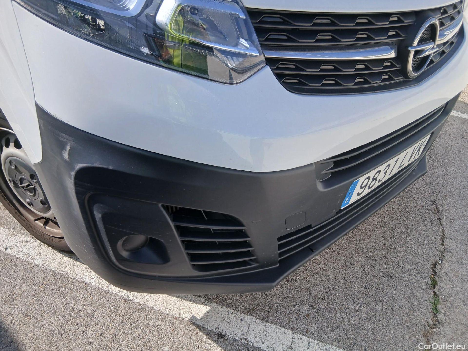  Opel  Vivaro OPEL  / 2019 / 4P / furgón 1.5 Diésel 74kW (100CV) M Std Express #24