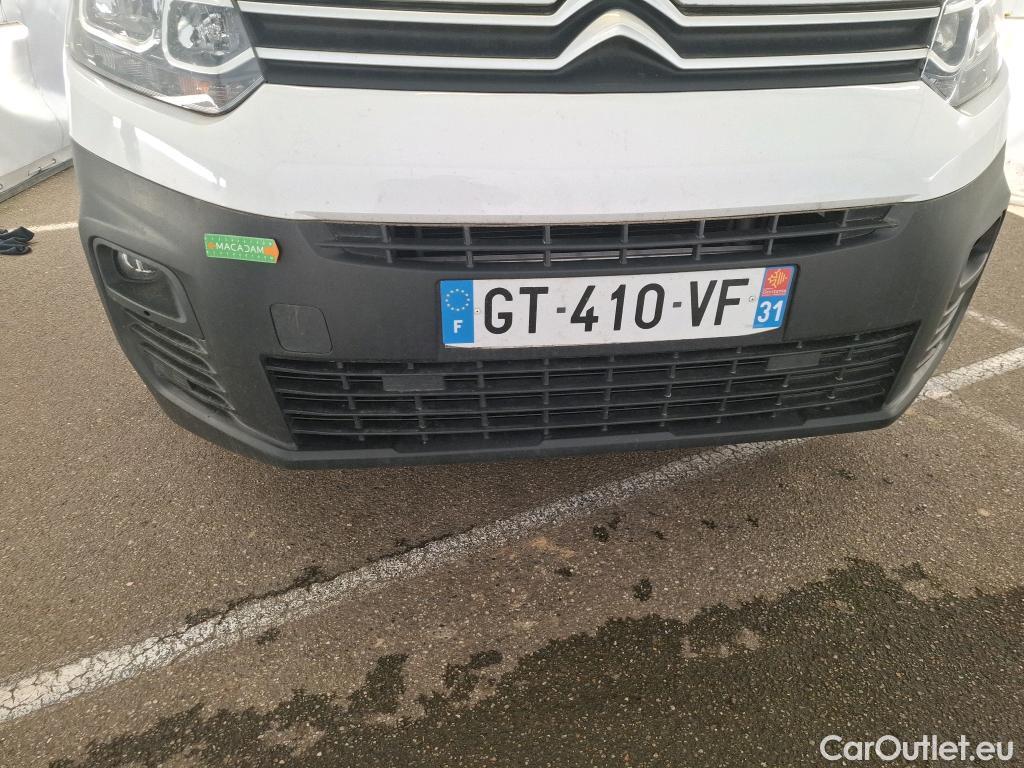  Citroen  Berlingo CITROEN  Van / 2018 / 4P / Fourgonnette Taille M 650kg BlueHDi 100 S&S BVM #32