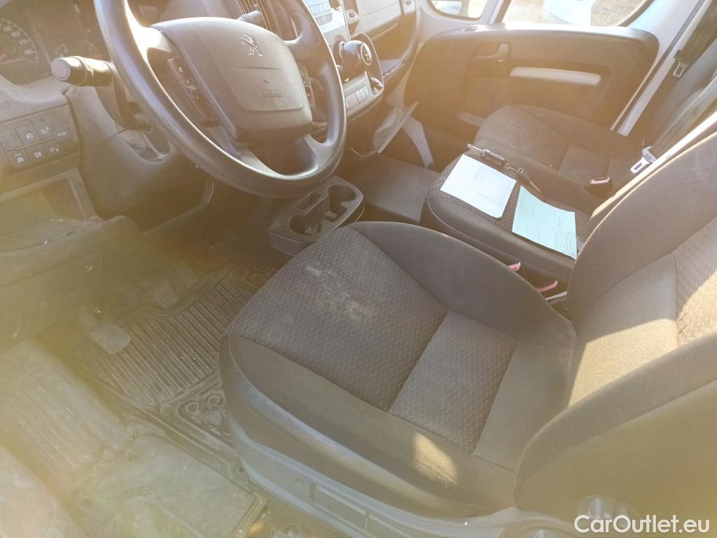  Peugeot  Boxer PEUGEOT  / 2014 / 4P / furgón 335 L2 H2 BHDI 103kW (140CV) S&S 6 V. M (CX) #42