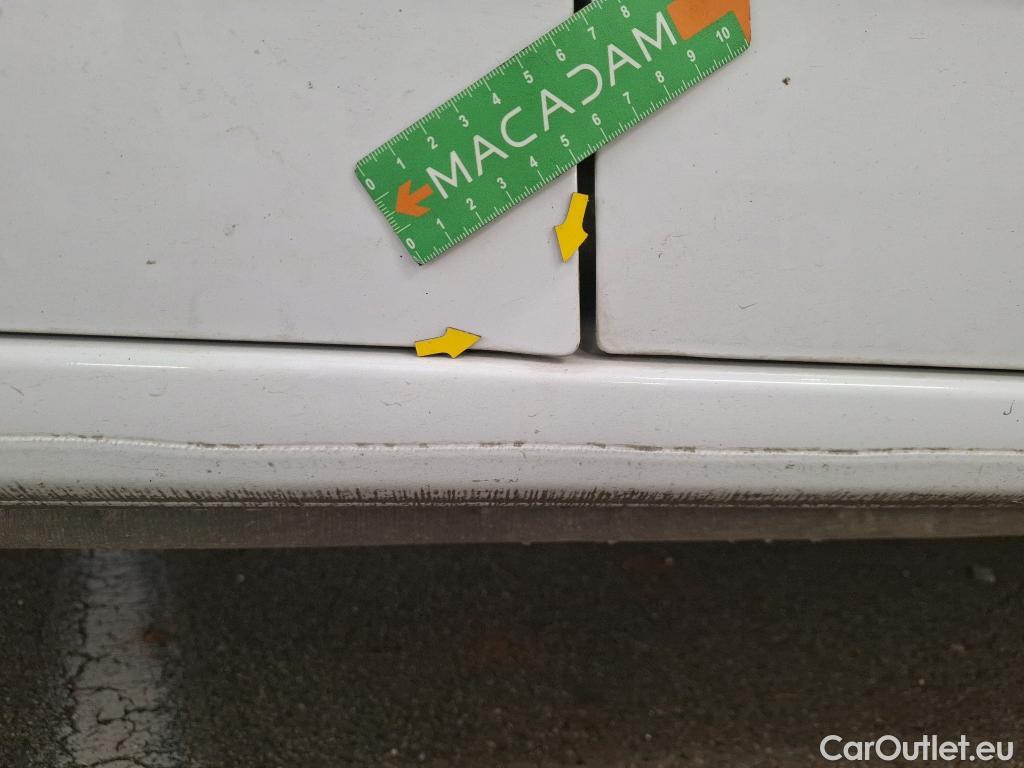  Citroen  Berlingo CITROEN  Van / 2018 / 4P / Fourgonnette Taille M 650kg BlueHDi 100 S&S BVM #37