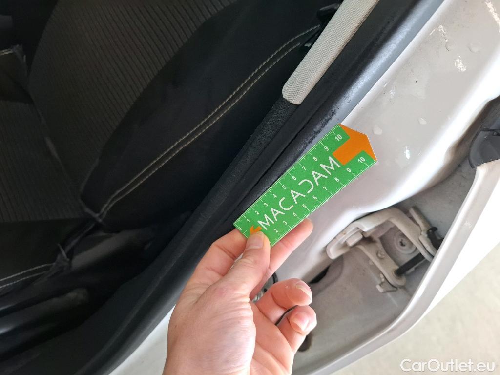  Peugeot  208  Affaire Pro 1.6 HDi 75CV BVM5 E6 #24