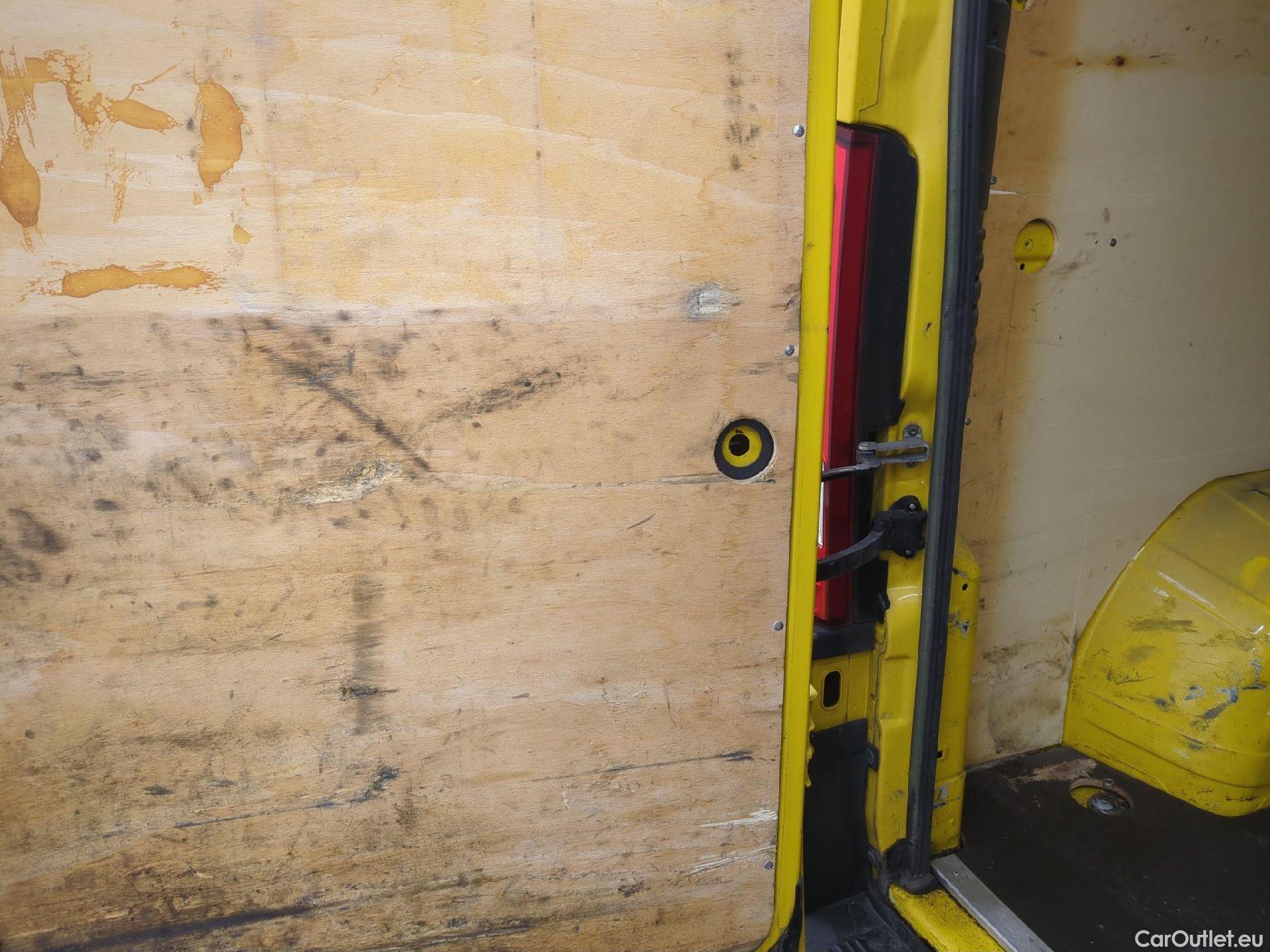  Fiat  Ducato FIAT  / 2014 / 4P / Fourgon tôlé 3.3 M H1 2.3 Multijet 160 Pack Pro Nav #9