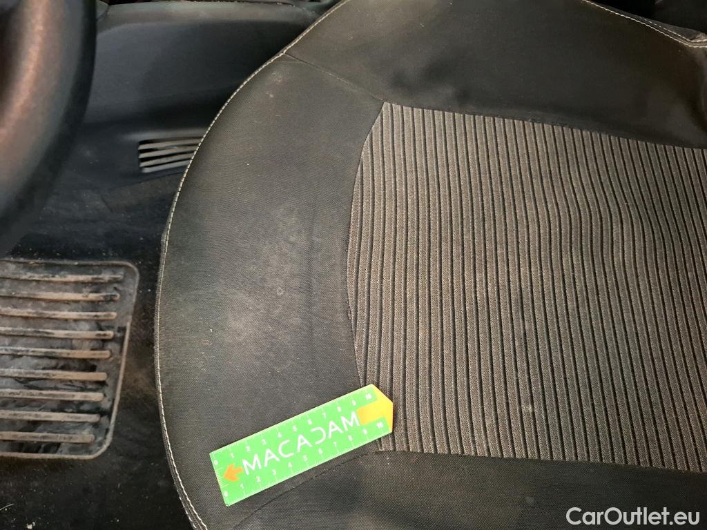  Peugeot  208  Affaire Pro 1.6 HDi 75CV BVM5 E6 #64