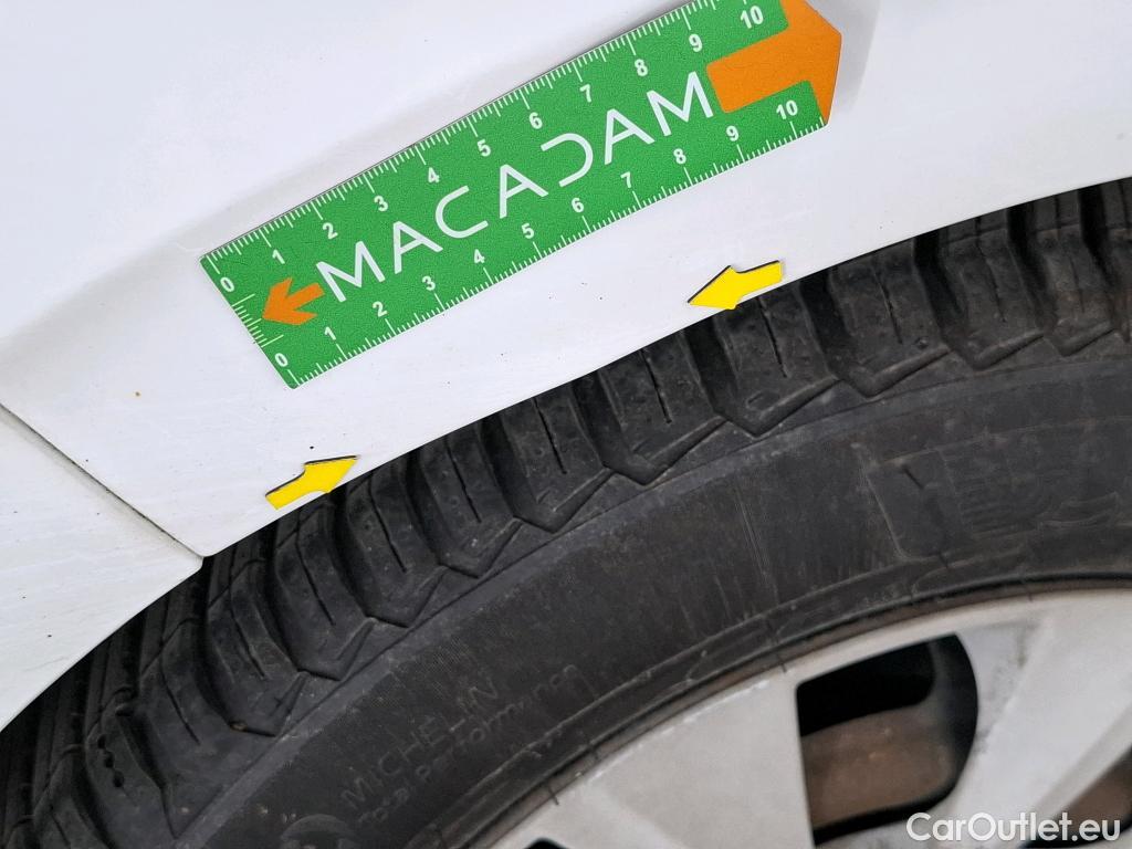  Peugeot  208  Affaire Pro 1.6 HDi 75CV BVM5 E6 #6