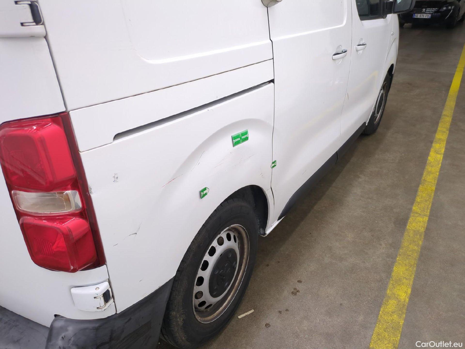  Peugeot  Expert  Fourgon Urban Compact 2.0 HDi 120CV BVA8 E6dT #28