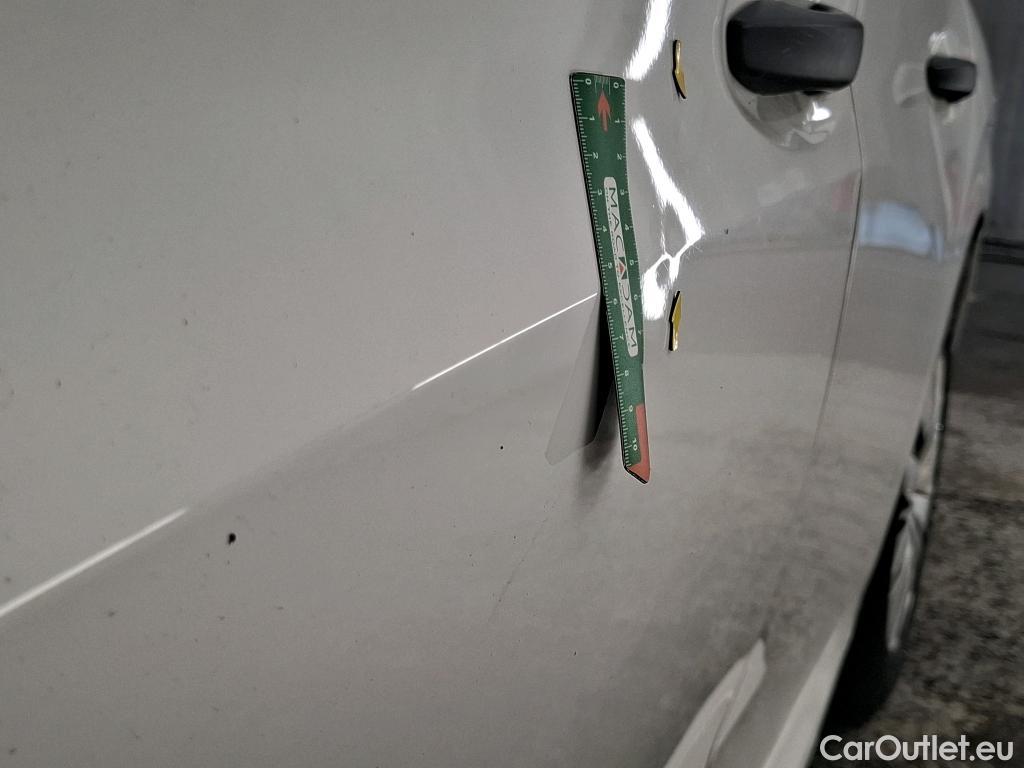  Peugeot  208  Premium 1.2 PureTech 75CV BVM5 E6d #11