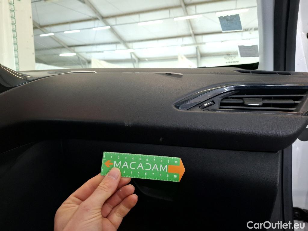  Peugeot  208  Affaire Pro 1.6 HDi 75CV BVM5 E6 #7