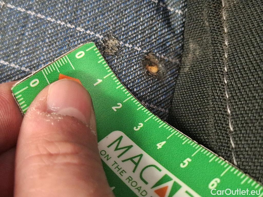  Peugeot  208  Premium 1.2 PureTech 75CV BVM5 E6d #28