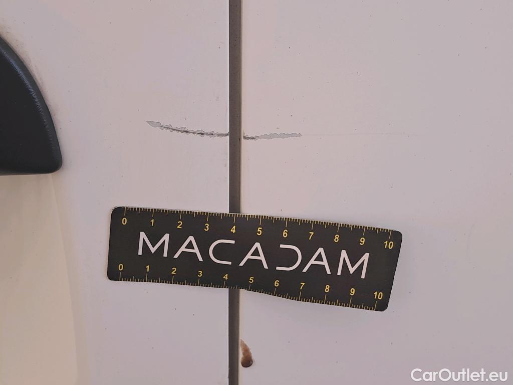  Peugeot  Expert  Fourgon Asphalt L2 2.0 HDi 150CV BVM6 E6dT #25