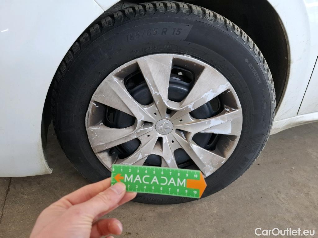  Peugeot  208  Affaire Pro 1.6 HDi 75CV BVM5 E6 #57