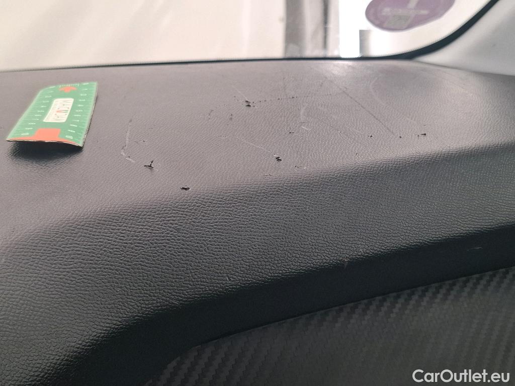  Peugeot  208  Premium 1.2 PureTech 75CV BVM5 E6d #2