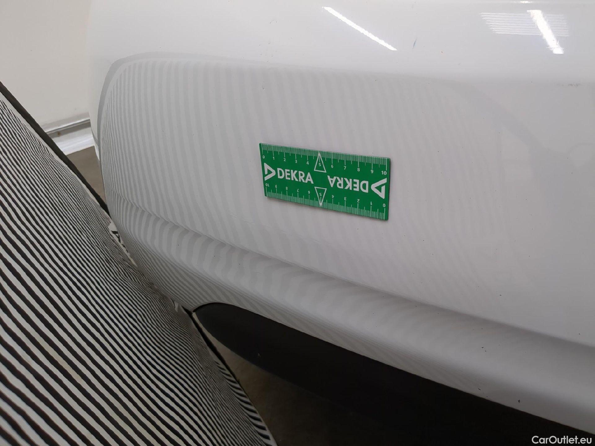  Peugeot  208  Affaire Premium 1.6 HDi 75CV BVM5 E6  #7