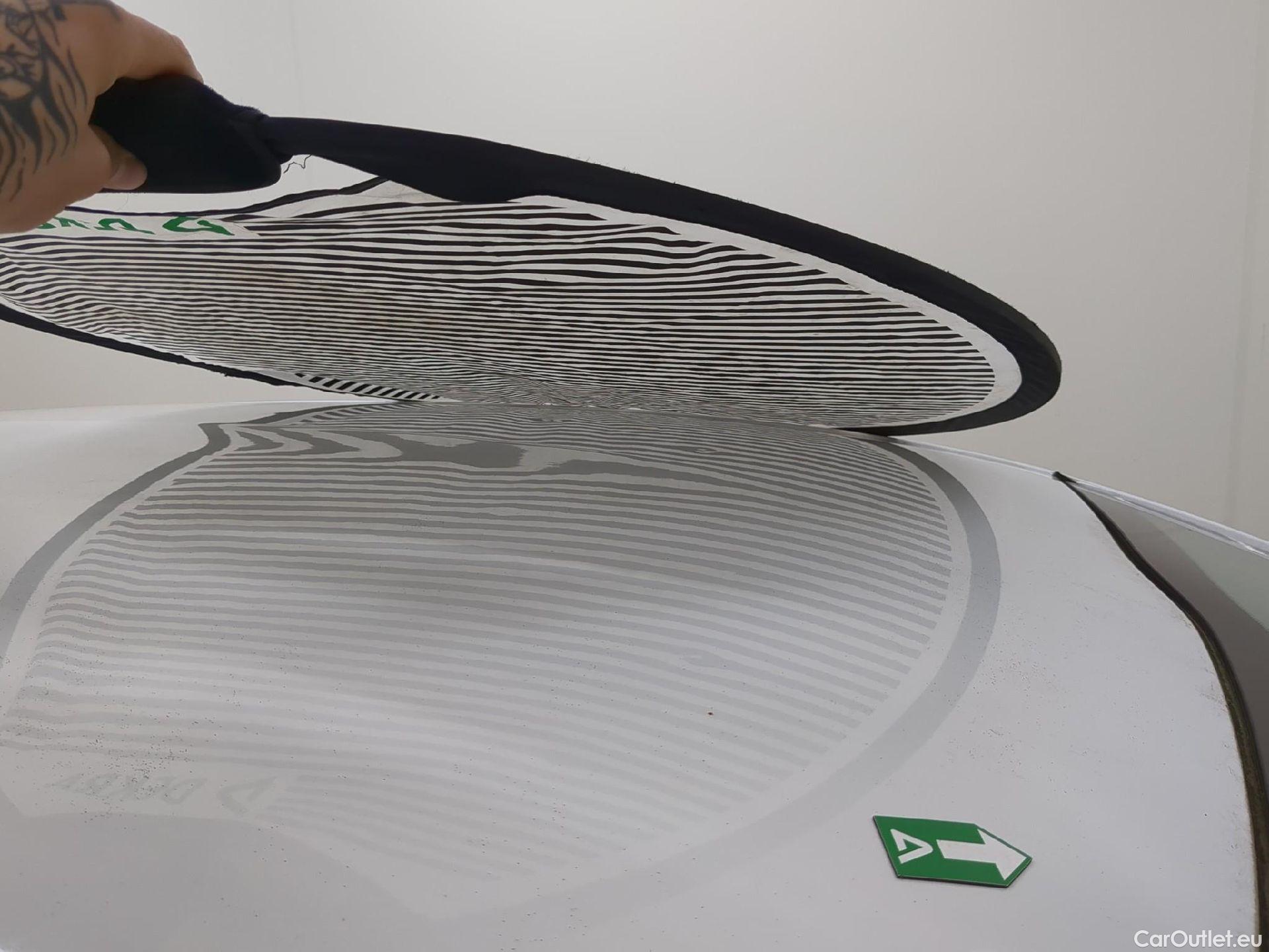  Peugeot  208  Affaire Premium 1.6 HDi 75CV BVM5 E6  #17