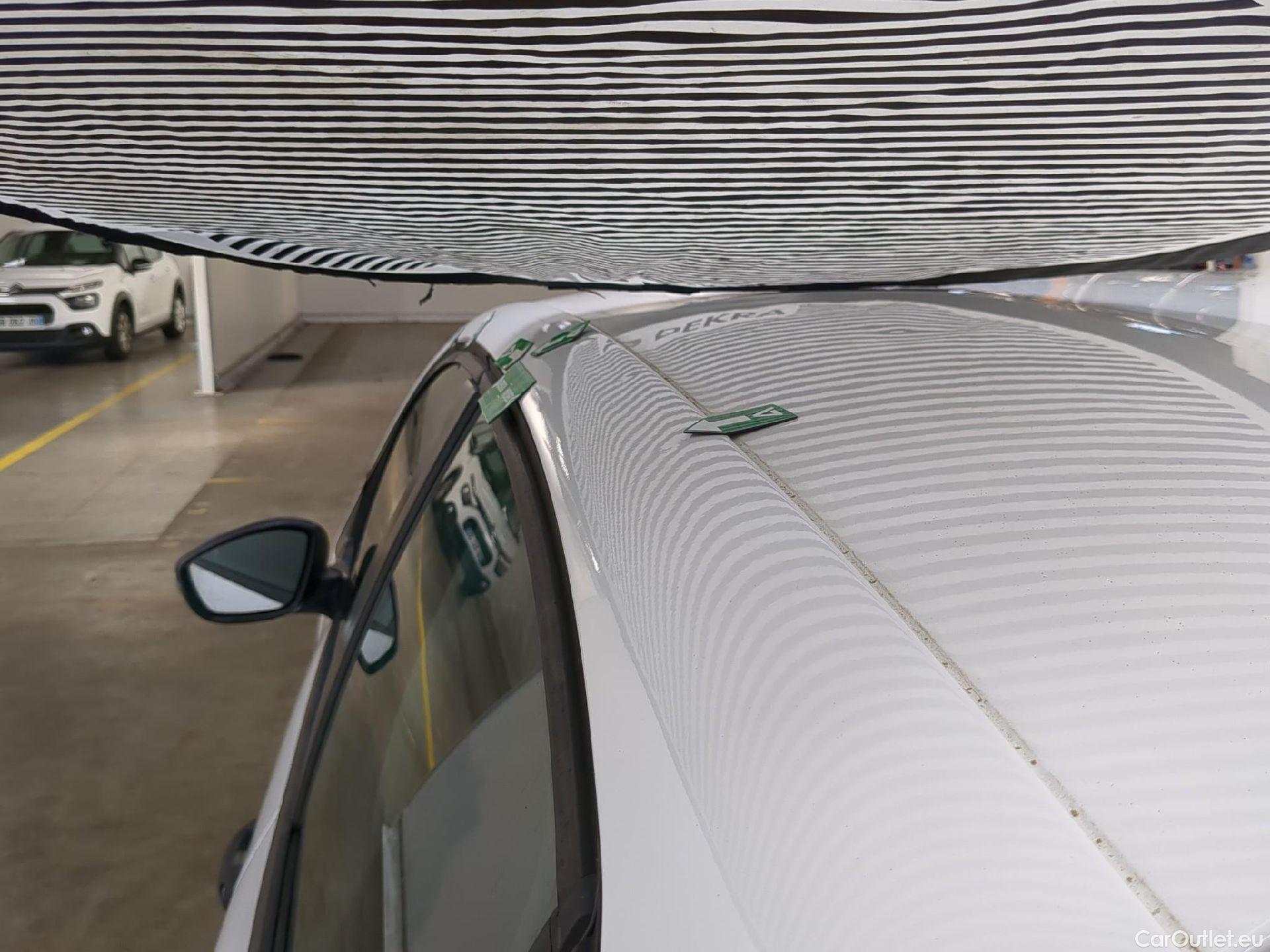  Peugeot  208  Affaire Premium 1.6 HDi 75CV BVM5 E6  #45