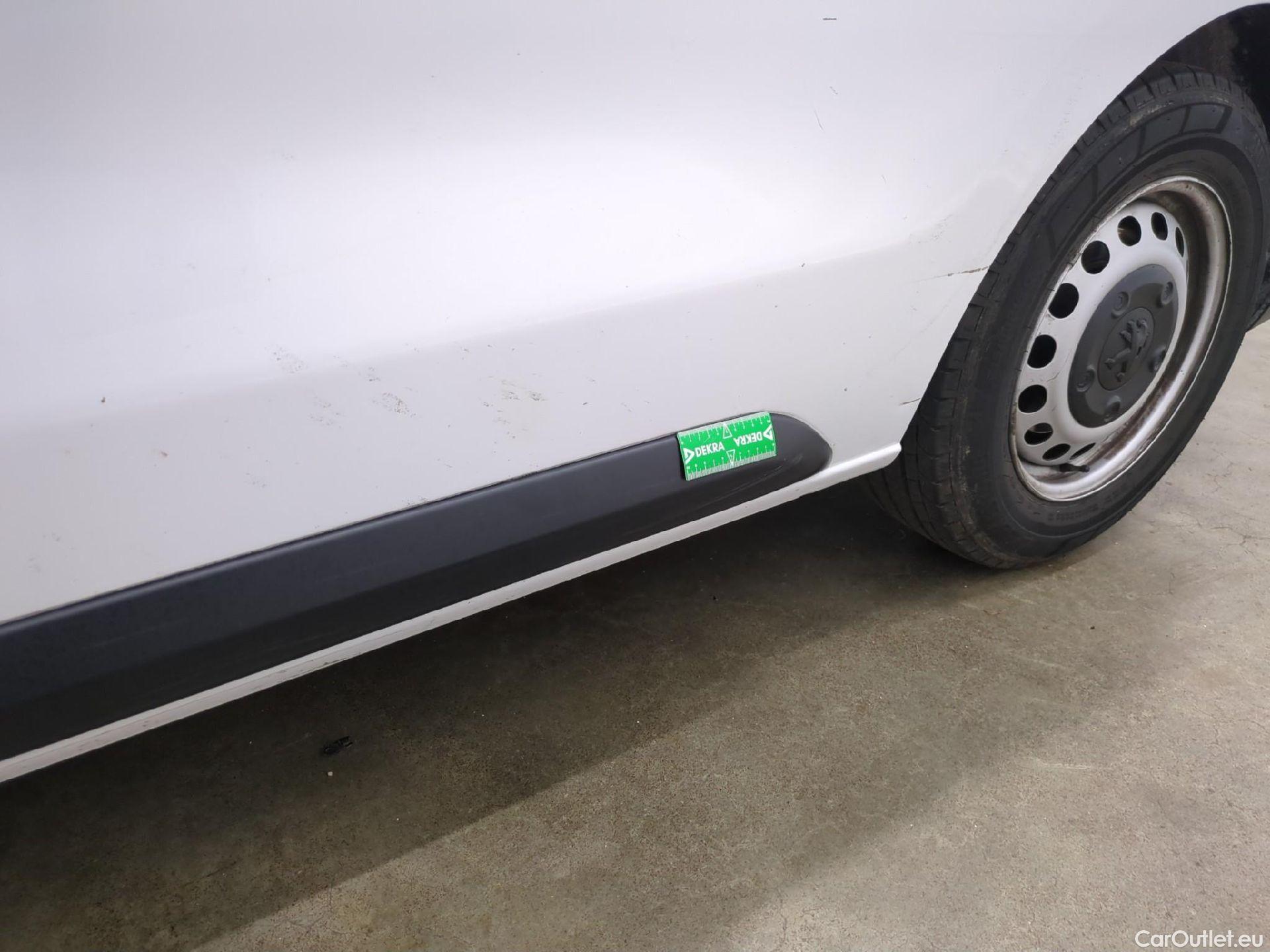  Peugeot  Expert  Fourgon Urban Compact 2.0 HDi 120CV BVA8 E6dT #67