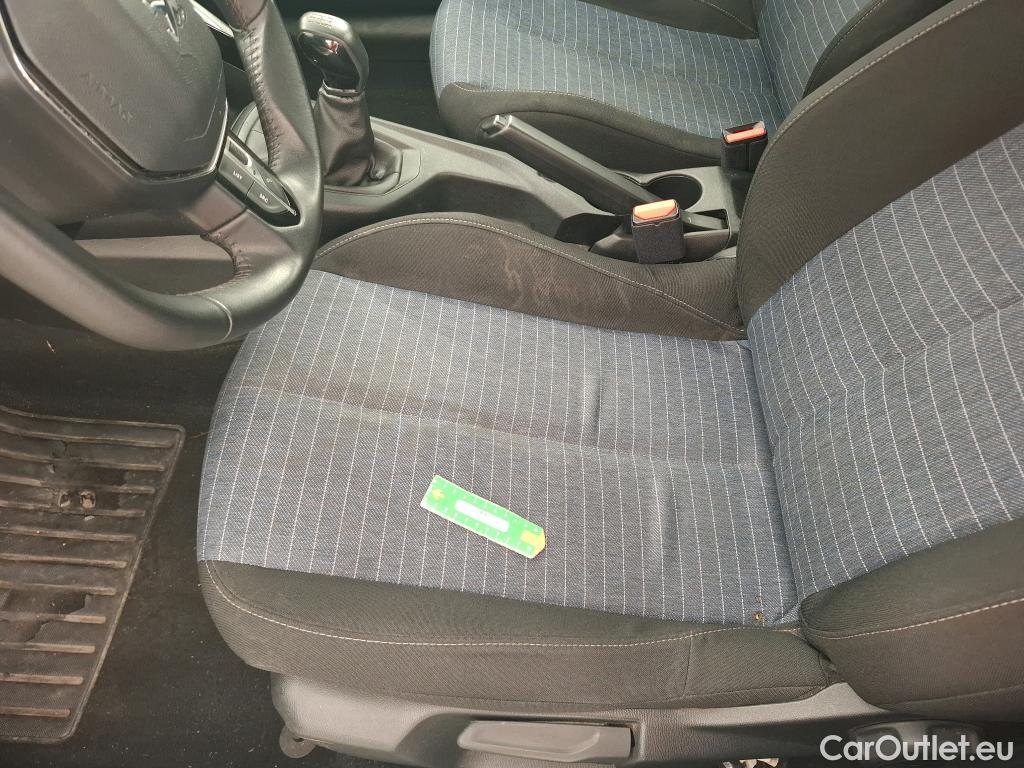  Peugeot  208  Premium 1.2 PureTech 75CV BVM5 E6d #41