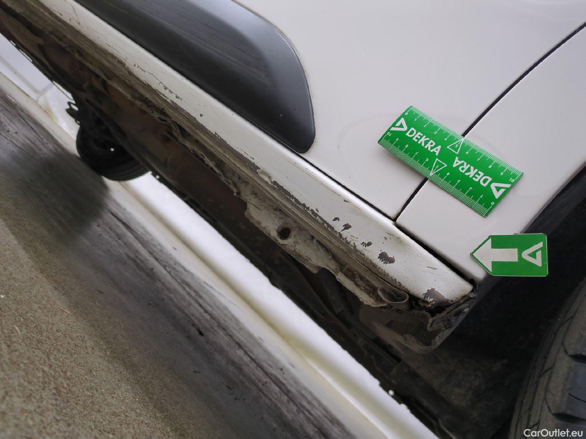  Peugeot  Expert  Fourgon Urban Compact 2.0 HDi 120CV BVA8 E6dT #47