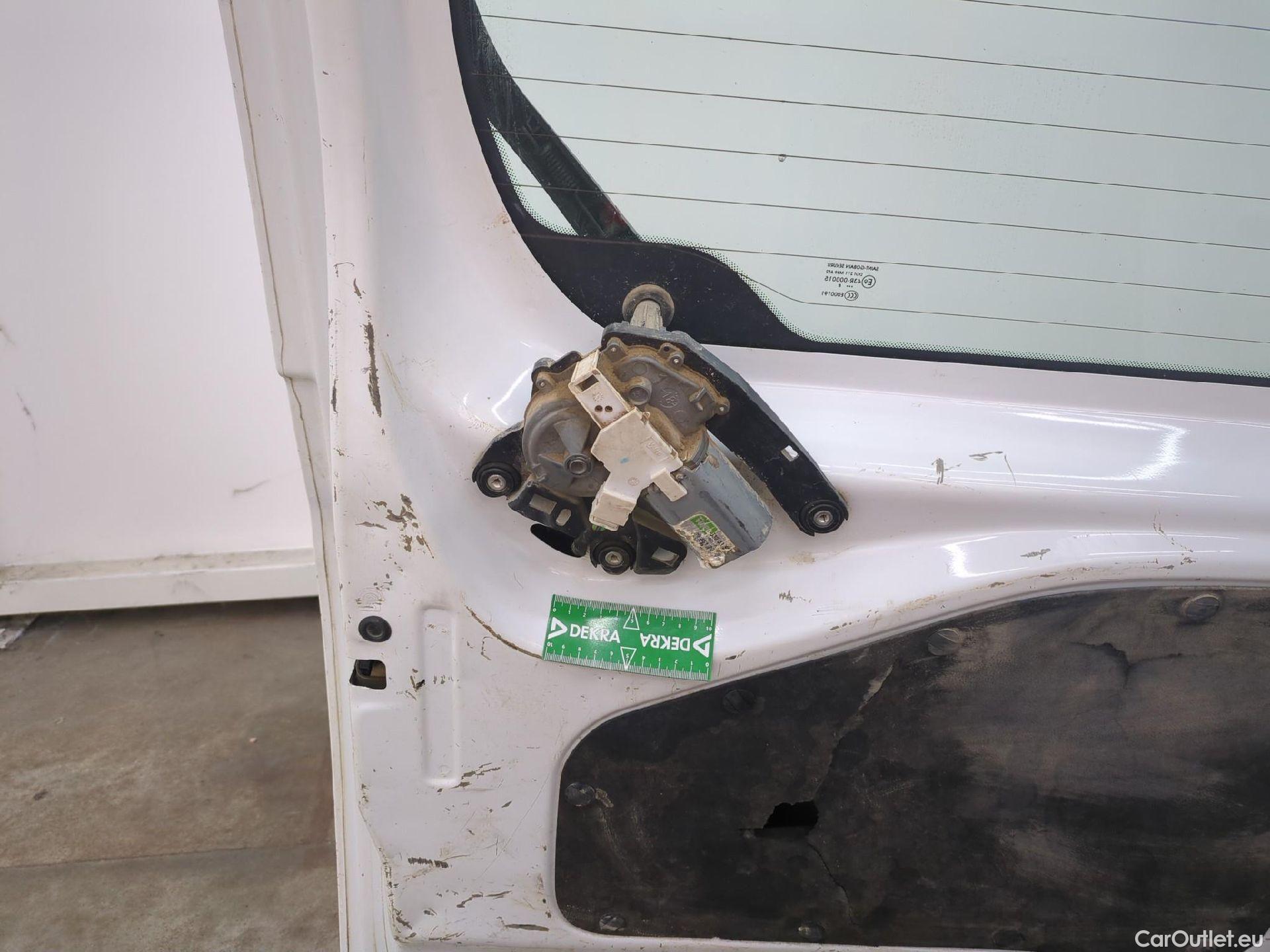  Peugeot  Partner  L1 Premium Pack 1.6 HDi 100CV BVM5 E6 #7