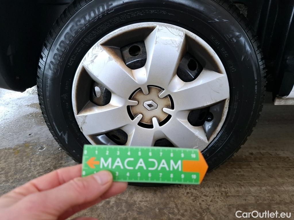  Renault  Kangoo  Express Grand Confort (L1) 1.5 dCi 90CV BVM5 E6 #110